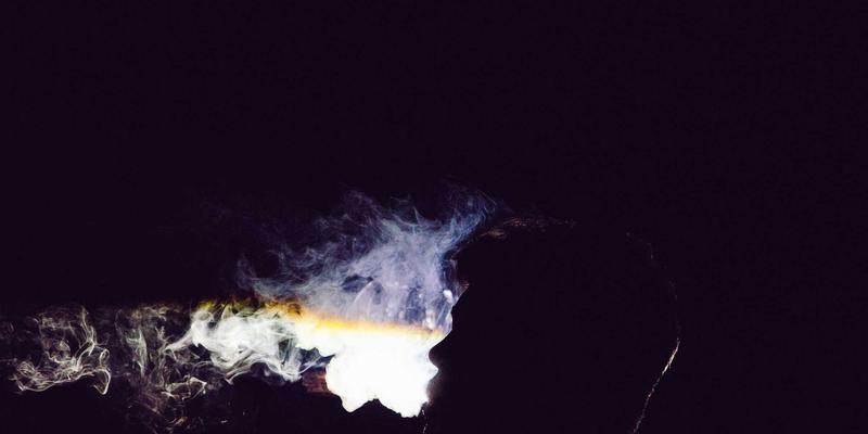 KIAHHJ9：创意设计如何重塑室内空间与家居装饰新维度