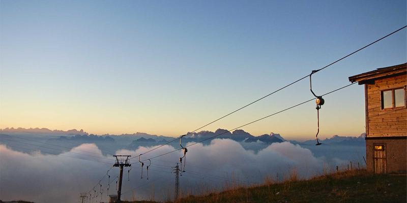 家居灵感新维度：KIAHHJ智能能量回收系统如何像室内设计一样优化生活续航